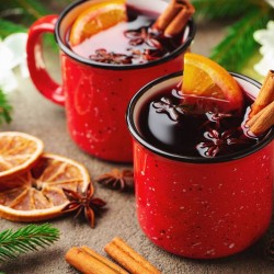 The best way to warm up your heart ❤️ is a glass of mulled wine.